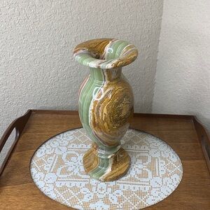 Gorgeous Marbled Onyx multicolor Vase